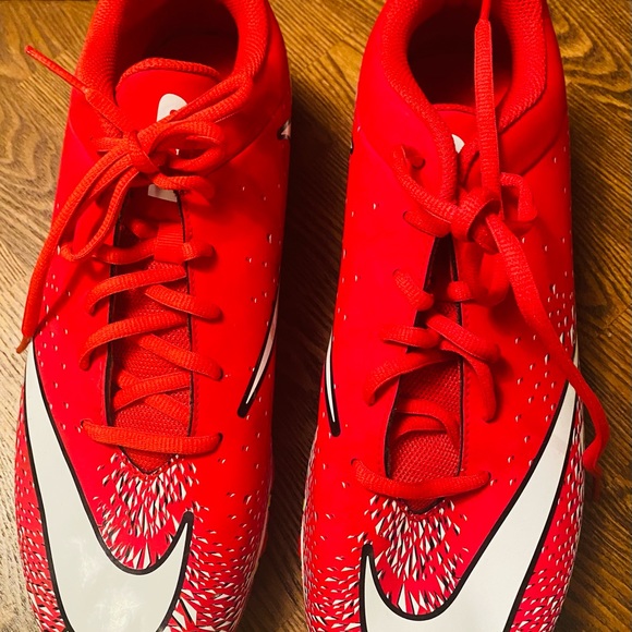 Nike Vapor Varsity Low TD Football Cleats RED 880319-610 Mens size 10.5 VPR 155 - Picture 3 of 9